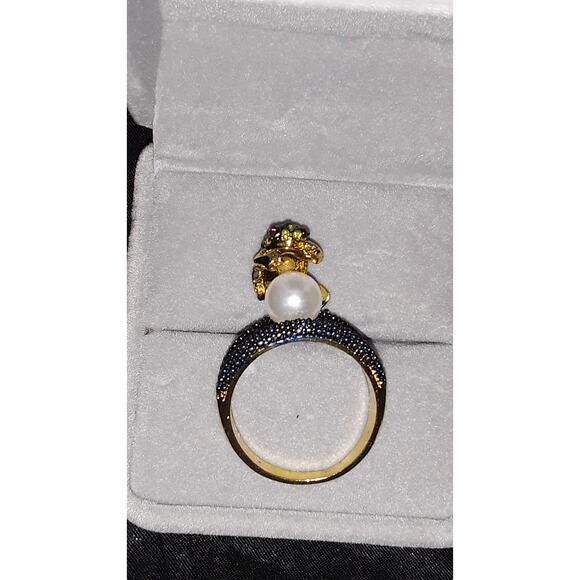NIB Sz 6 Ring CZ Crystal Stone and Pearl Frog in Gold Casement Ring - Picture 6 of 7